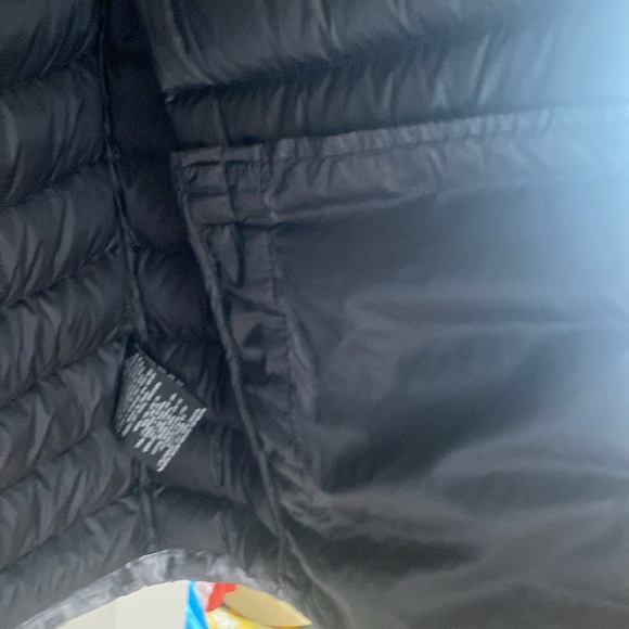 32° Heat Down Vest - Picture 8 of 10